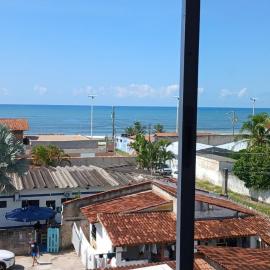 Apartamento em Jacaraípe com quarto climatizado