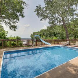 Hot Tub, Pool, Dock: 2 Cabins Lakeview Grand Lake – hotel w mieście Grove