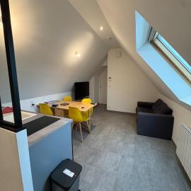 Beautiful renovated apartment in downtown Évreux