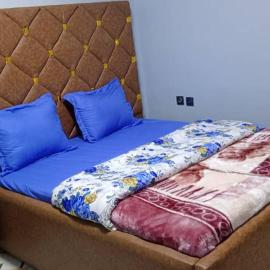 SKY BLUE guest house, hotelli kohteessa Buea