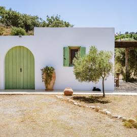 Casa Anemousa, tra cielo e mare โรงแรมในNisís Léros