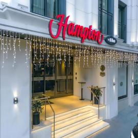 Hampton By Hilton Istanbul Old City, хотел в Истанбул