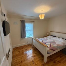 Budget 3 Bed House in Tralee Secure Parking, Hotel in Tralee