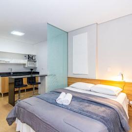 Studio c/ Piscina ao lado da Rua 24 Horas -CON1701