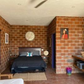 Luptico, Hotel in San Pedro