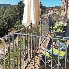 Awesome Apartment In Monticiano, hotel in Monticiano