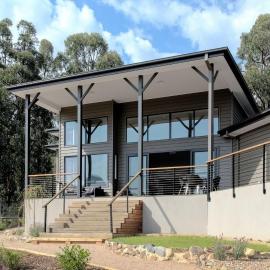 Kings End- Modern, spacious house, hotel in Marysville