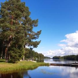 TAHKOn Riihiranta - 4 bedroom villa with lake view - Tilava mökki rantanäkymin, hotel em Tahkovuori