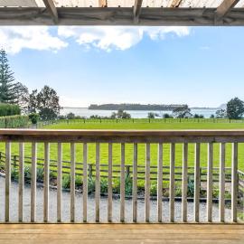 Bayview Cottage - Whakamarama Holiday Home