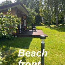 Katase Tiny House, Secluded Beachfront Cabin on Lake Peipus, hótel í Katase