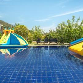 Yeosu Noeul Walk Pet Pension, מלון ביאוסו