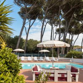 Hotel Kon Tiki, hotel San Vincenzóban