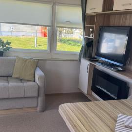 Caravan - Sleeps 6 - Parking