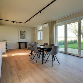 Ferme de Pétrieux - Gîte "L'Erable" avec piscine et wellness, hótel í Tournai