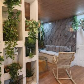 Charming House with Private Pool, hotel u gradu Bakolod