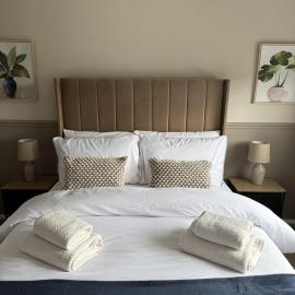 Knowes Apartment, Hotel in Duntocher