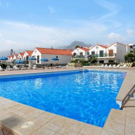 2 bedrooms bungalow Altamar en Playa De Las Americas, hotel in Arona