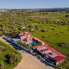 Villa Palm Grande - Huge house 7 bedroom sleeps 31 Heat pool Jacuzzi Sauna Pool table T Tennis