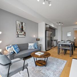 Stylish 2BR Suite with Spectacular Views