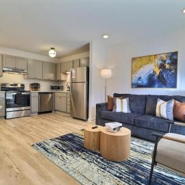 City Retreat, Free Parking, Near Downtown Hotspots