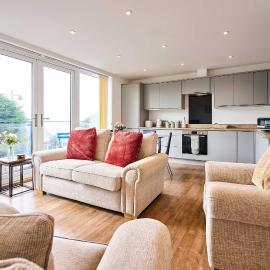 Host & Stay - 2a Hamilton Road