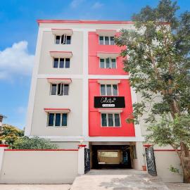 Collection O Bhanugudi Junction Kakinada Formerly Stay Inn Luxury, hotel em Kākināda