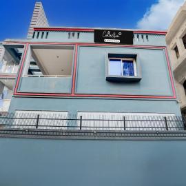 Collection O IGKC Multispecialty Hospital Formerly Hotel Neatflix and Chill, hotel sa Khandagiri