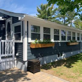 Walk to the Beach! Peach House, hotel sa Saco