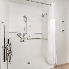 Holiday Inn Express & Suites Roseburg North by IHG, ξενοδοχείο σε Roseburg