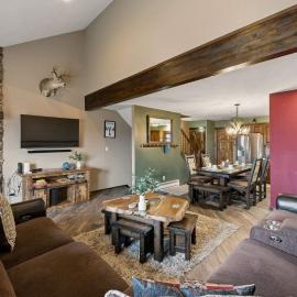 Sunbird Lodge by AvantStay, Hotel in Crescent Lake