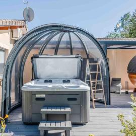 L'Escale Sud Gironde - Séjour en amoureux avec jacuzzi privatif - Piscine - Massage Traiteur & Brunch possibles, ξενοδοχείο σε Pompéjac