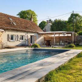 Longère Pierre De Ronsard piscine