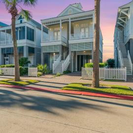 East end Pet friendly home Nearby to Beach