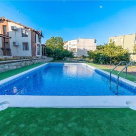 Smokinite Villa 1 - Pool and BBQ near the beach