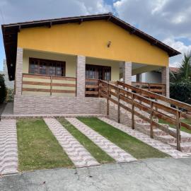 Casa aconchegante em Bezerros- REI DAVID CONDOMÍNIO CLUBE