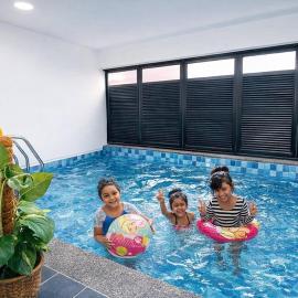 Walnut Grove Premium Pool Villa, hotel in Batu Caves