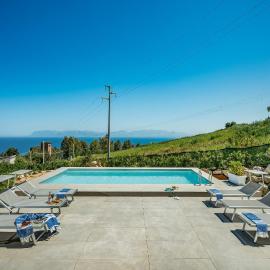 Villa Lidia con piscina privata