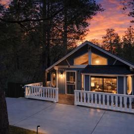 Whispering Pines | Lrg Fireplace, Trails, Gated, hotel a Sugarloaf
