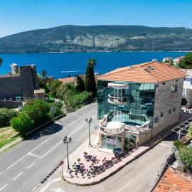 Castello Mare Residence, hotelli Herceg-Novissa