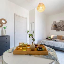 NURAS - Casa Aurelia square view old town