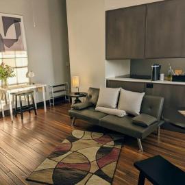 Modern Downtown Loft Walk to Convention Center