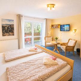 Urlaubsmagie - Ferienwohnung Laubfrosch - am Wanderweg mit Balkon, hotel Sebnitzben