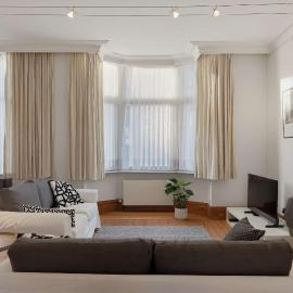 Prachtig herenhuis in Sint-Truiden met 5 slaapkamers, hotel in Sint-Truiden
