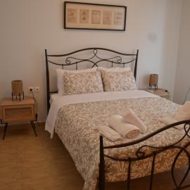 Skala Central Comfort Apartment, hotel di Skála