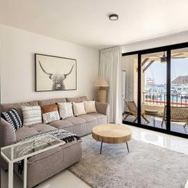 Cozy and Central 2 Beds 1 Bath Cabo Marina Condo