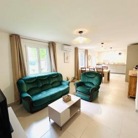 Maison jardin proche Montpellier et plages, hotel di Cournonterral