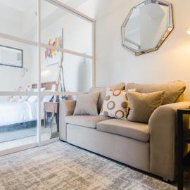 1-BR Condo with Pool, Balcony, Close to IT Park