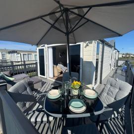 Millfields Holiday Park - Diamond Deluxe - Coastal Caravan Breaks