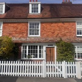 A beautiful cottage in the heart of Benenden!