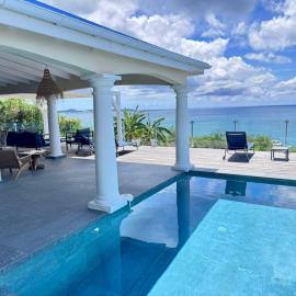 Villa d'Happy Bay - Panoramic View of Caribbean and sunsets، فندق في Friar's Bay